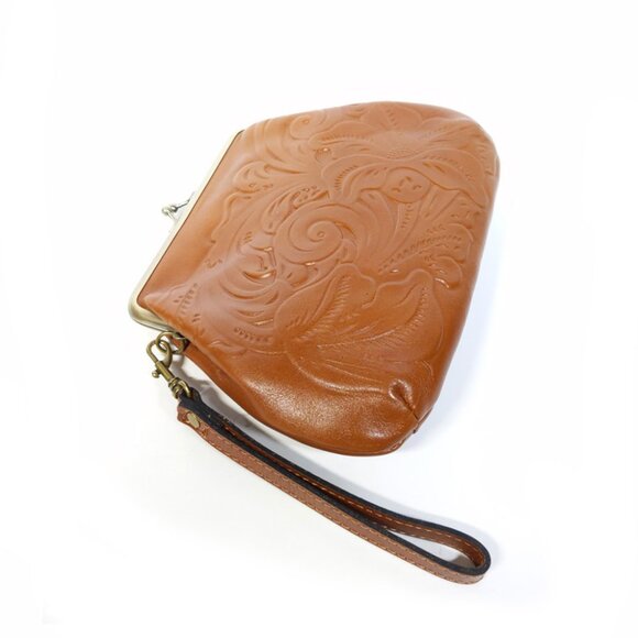 PATRICIA NASH Savena Leather KissLock Wristlet - Picture 3 of 11